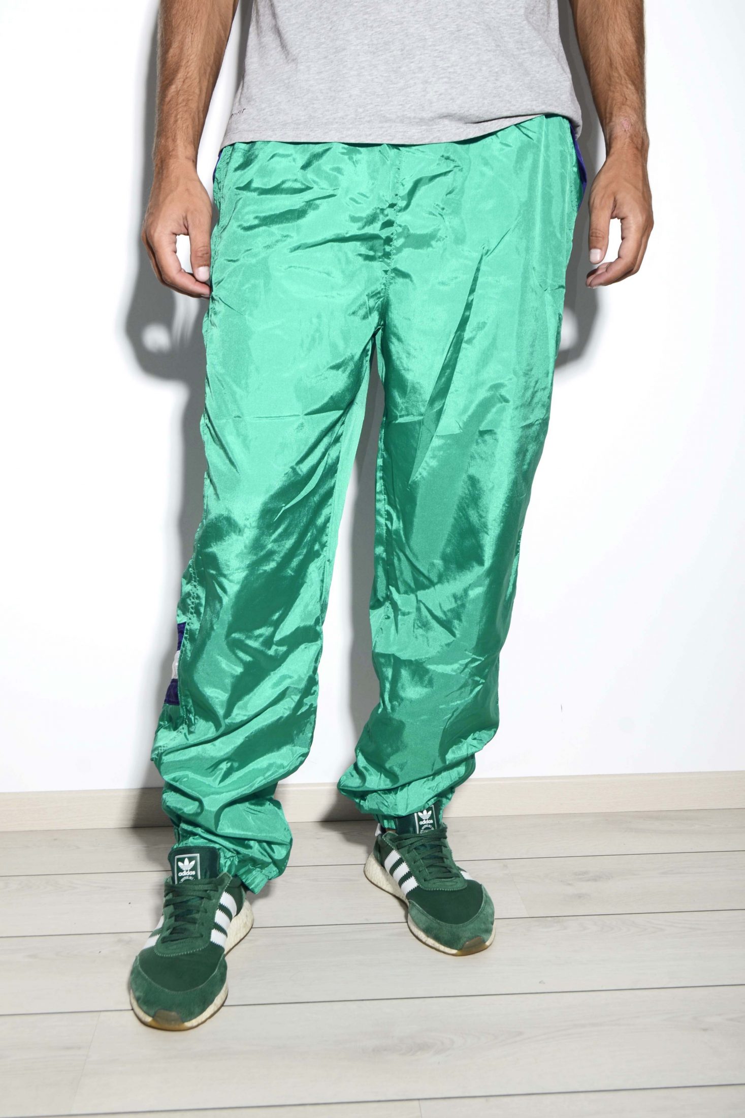 Vintage green shell sport pants | 90s fashion vintage sport clothes in EU