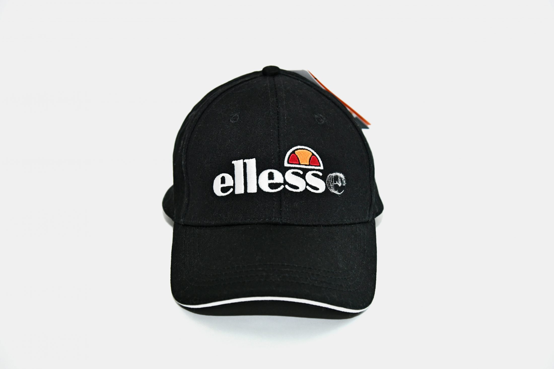 ELLESSE black baseball cap | Vintage clothing online store