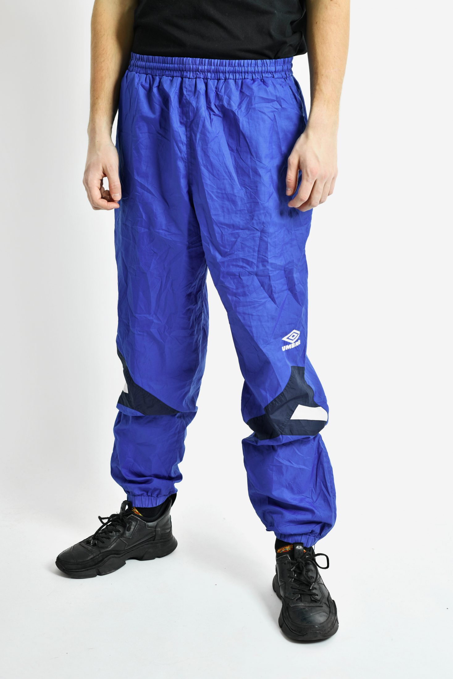 Vintage UMBRO joggers blue | Vintage clothes online for men