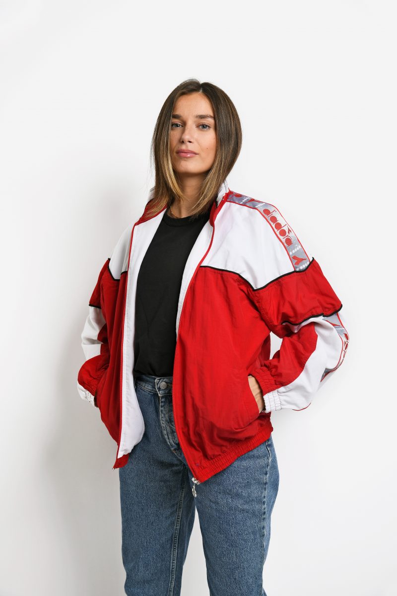 DIADORA vintage jacket red | Shop vintage 80s windbreaker online