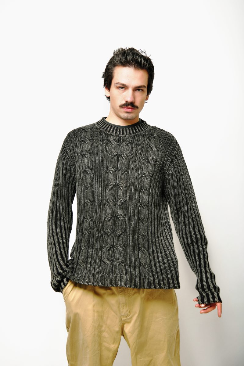 Y2K sweater black grey