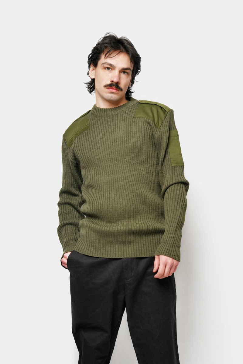 Vintage sweater olive green